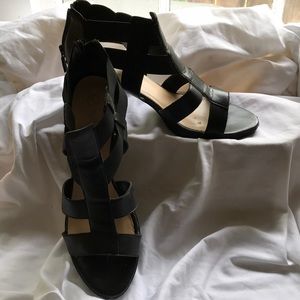 Bella Vita Black Sandals. Size 10.